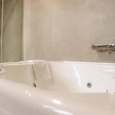 Star Villa, Jacuzzi Y Vistas